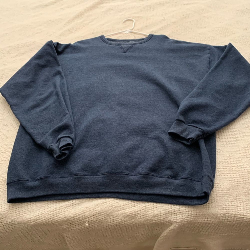 Hanes sweat shirt X large